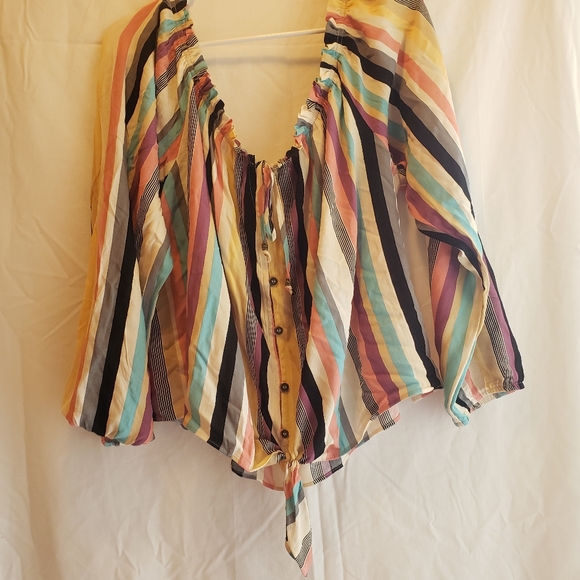 Blouse - Picture 2 of 2